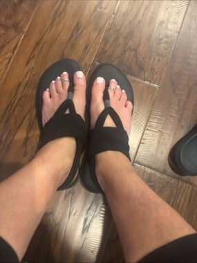 Sanuk Black Slip-On Toe-Thong Sandals with Stretch Fabric Straps